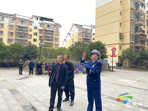 松桃消防持續(xù)開展“風暴一號”高層民用建筑消防安全專項行動