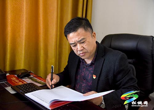 松桃：實(shí)施人才強(qiáng)縣戰(zhàn)略 建造人才高地
