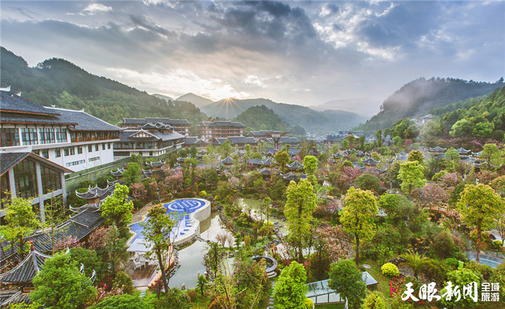 2021年玩轉(zhuǎn)多彩貴州,請收藏12個月主題旅行打卡清單!