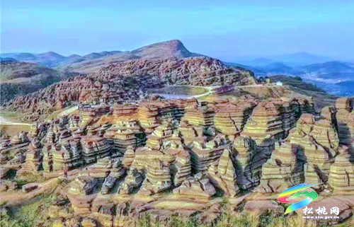松桃紅石林入榜“馬蜂窩旅行者之選——2021年貴州寶藏秘境”
