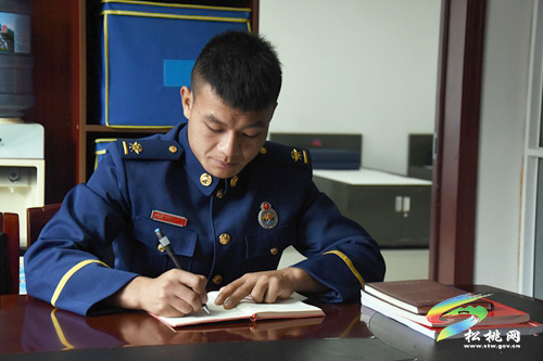 消防員王國文：勤學(xué)苦練勇爭(zhēng)先　竭誠為民擔(dān)使命