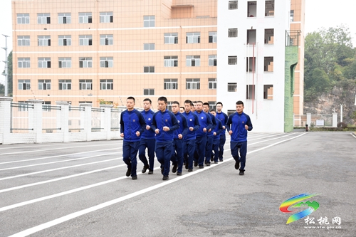 消防員王國文：勤學(xué)苦練勇爭(zhēng)先　竭誠為民擔(dān)使命