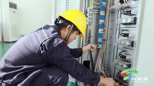松桃：乘風電之勢　筑綠色能源和諧之美