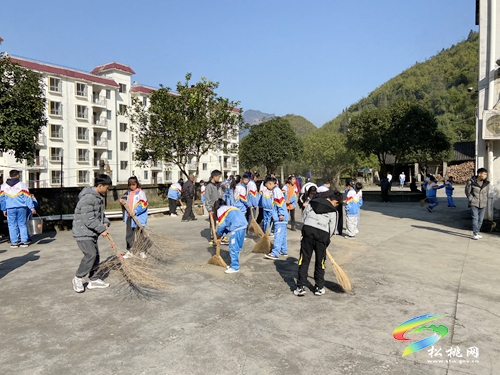 寨英鎮(zhèn)中學積極開展“新時代文明實踐教育”系列活動