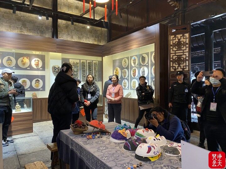 多家中央駐黔媒體和省市主流網(wǎng)絡(luò)媒體齊聚銅仁