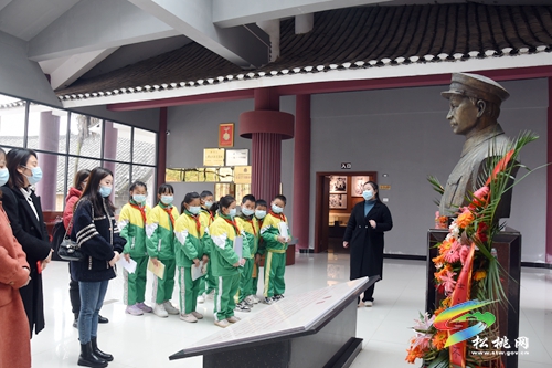 松桃：學(xué)講結(jié)合強體驗　實踐課程特色多