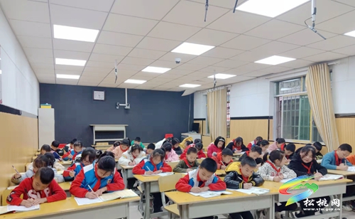 靈動筆尖，“英”你而美——妙隘鄉(xiāng)完小舉辦“快樂英語”書寫大賽