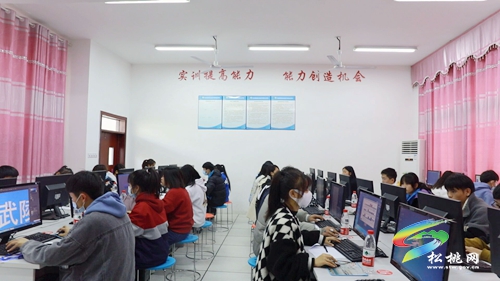 銅仁市第十屆職業(yè)（技工）院校技能大賽（松桃賽區(qū)）舉辦圓滿成功