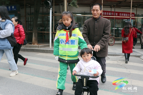 “小交警”體驗感受大責任