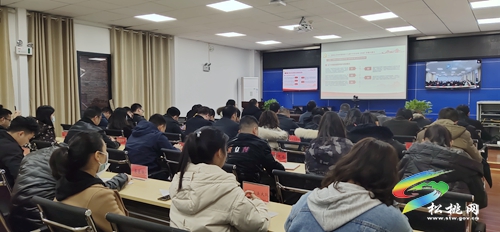 省委宣講團在銅作黨的十九屆六中全會和省委十二屆十次全會精神宣講報告視頻會在松桃引起強烈反響