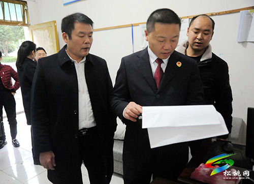 ​檢察長送法進校園　為未成年人撐起“保護傘”