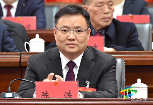 松桃苗族自治縣第十七屆人民代表大會(huì)第一次會(huì)議第三次全體會(huì)議召開