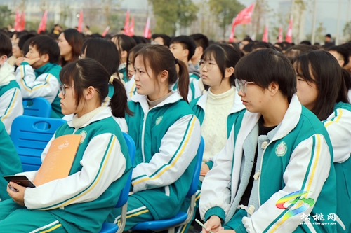 松桃：巡回法庭進(jìn)校園 “以案釋法”護(hù)成長