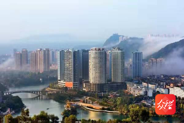 回望五年奮斗路 揚(yáng)帆啟航新征程——寫在銅仁市第三次黨代會召開之際