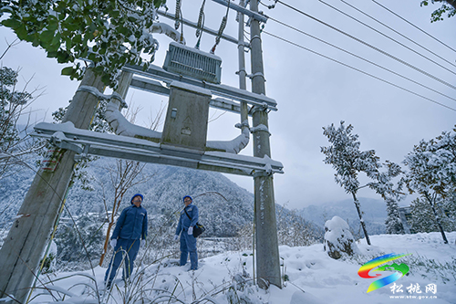 松桃：抗雪凝保暢通