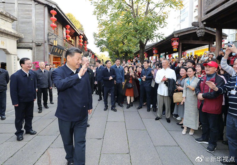 習(xí)近平在福州考察調(diào)研