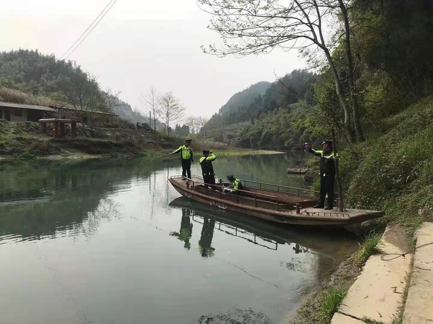 松桃：交通改革做“減法”換來執(zhí)法效能“加法”