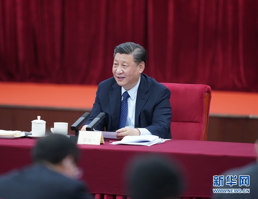 （兩會(huì)受權(quán)發(fā)布）習(xí)近平看望參加政協(xié)會(huì)議的醫(yī)藥衛(wèi)生界教育界委員