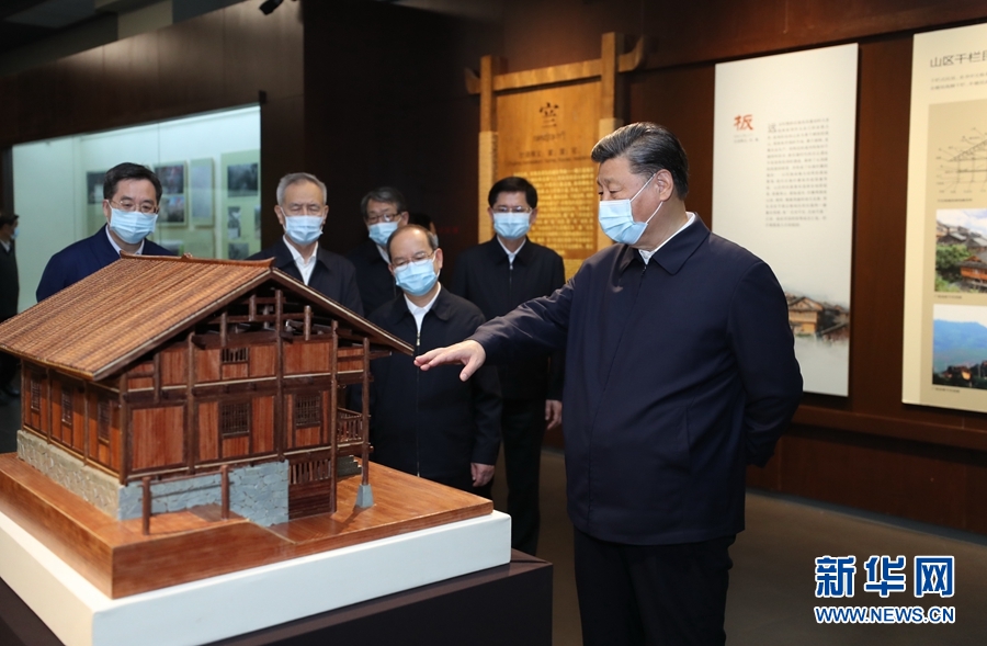 習近平在廣西考察時強調(diào) 解放思想深化改革凝心聚力擔當實干 建設(shè)新時代中國特色社會主義壯美廣西
