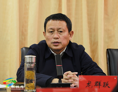 ​　松桃召開老干部座談會(huì)