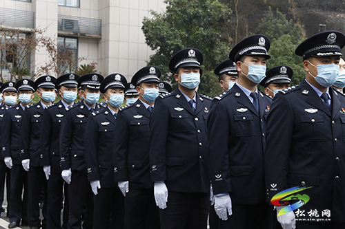 人民至上 勇毅護(hù)航新征程——松桃舉行第二個(gè)中國(guó)人民警察節(jié)主題活動(dòng)