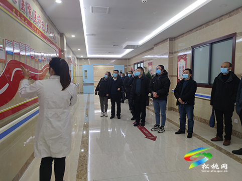 ​廖東梅、何彬率隊(duì)赴長順縣、余慶縣考察學(xué)習(xí)醫(yī)改工作