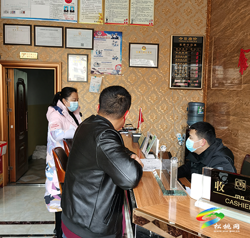 田筑玉到大興街道調(diào)研督導疫情防控工作
