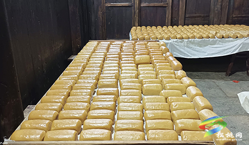 ​【新春走基層】寨英古鎮(zhèn)特色年料——米豆腐供不應(yīng)求