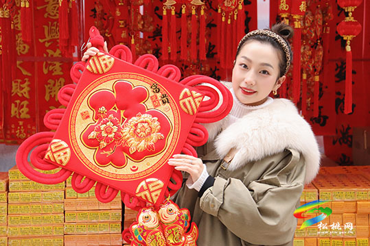 【網(wǎng)絡(luò)中國(guó)節(jié)•春節(jié)】​迎春節(jié)年貨市場(chǎng)銷售火爆