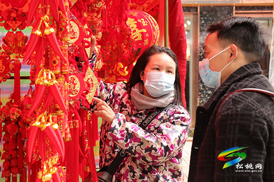 【網(wǎng)絡(luò)中國(guó)節(jié)•春節(jié)】​迎春節(jié)年貨市場(chǎng)銷售火爆