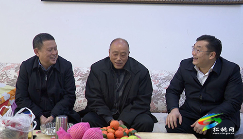 松桃四家班子領(lǐng)導(dǎo)開展春節(jié)走訪慰問(wèn)活動(dòng)