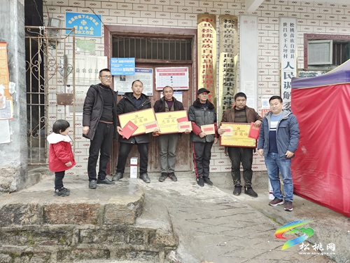 世昌街道：春節(jié)慰問暖人心，年味漸濃情亦濃