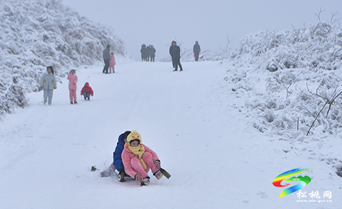 松桃：賞雪過大年