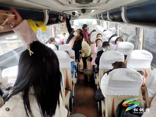 松桃2022春節(jié)點對點有組織勞務(wù)輸出首發(fā)式舉行
