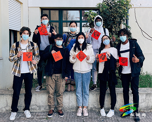 松桃苗族服飾亮相葡萄牙校園