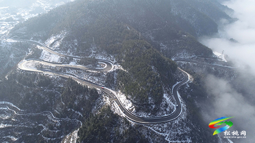 松桃：雪后梯田美景如畫
