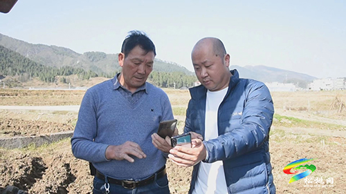 松桃農(nóng)業(yè)農(nóng)村局推行“一車一碼”精準(zhǔn)打通便民服務(wù)通道