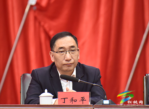 松桃召開全縣組織宣傳統(tǒng)戰(zhàn)政法工作會議
