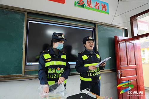 松桃：高速公路“一路三方”進校園開展“行人違法上高速”宣傳活動