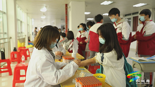 “送檢到?！?為高考學子打好健康第一關