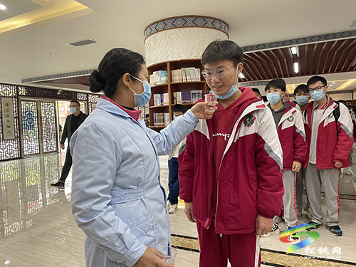 “送檢到校” 為高考學子打好健康第一關