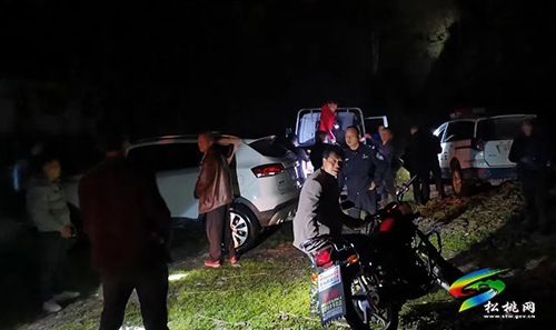松桃：男子深山迷路 民警徹夜尋回