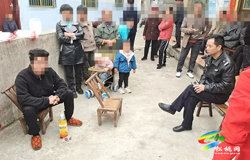 松桃：男子深山迷路 民警徹夜尋回