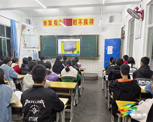【我為群眾辦實(shí)事 掃除毒害保平安】松桃：“四個(gè)全面”，實(shí)現(xiàn)青少年毒品預(yù)防宣傳全覆蓋
