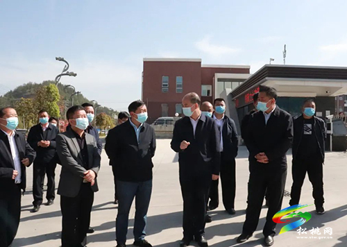 市人大常委會來松桃調研新型工業(yè)化推進情況及召開“一法一條例”執(zhí)法檢查座談會