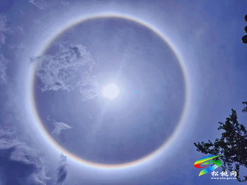 松桃上空出現(xiàn)“日暈”奇觀