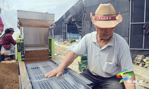 松桃：機械化育秧忙　助力水稻播種“加速度”