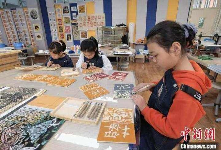 中國(guó)近視患者人數(shù)達(dá)6億，你的視力達(dá)標(biāo)嗎？