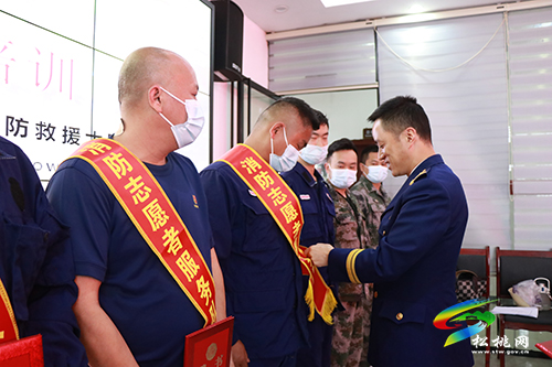 松桃首支消防志愿者服務隊成立