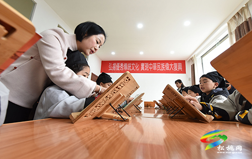 松桃：全民閱讀書香濃